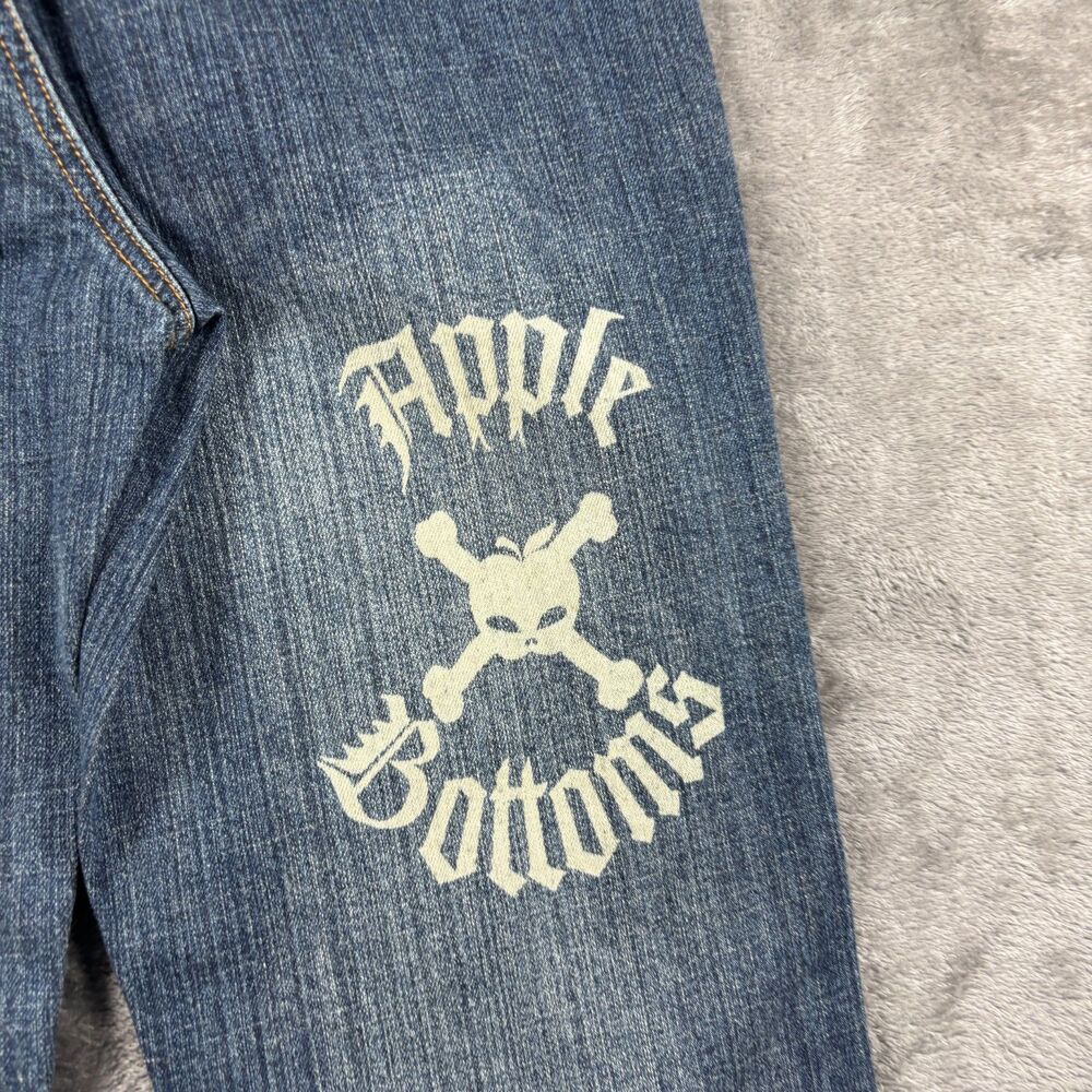 Apple Bottoms Women Jeans NWT Vintage Low Rise Flare Embellished Skulls 5/6 M137 - Picture 5 of 16